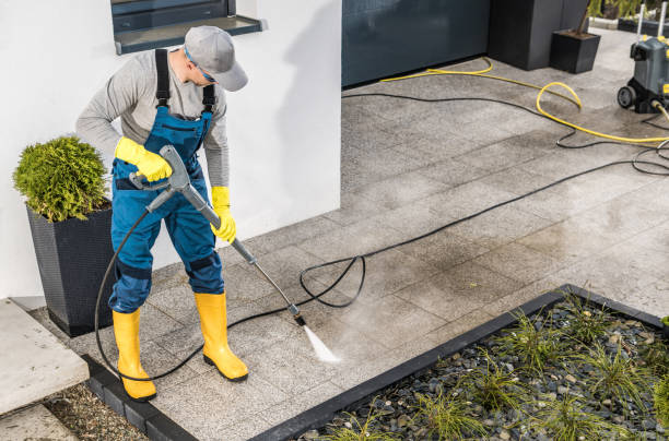 Best Sidewalk Pressure Washing  in Arvin, CA