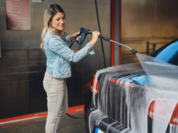 Garage Pressure Washing in Arvin, CA